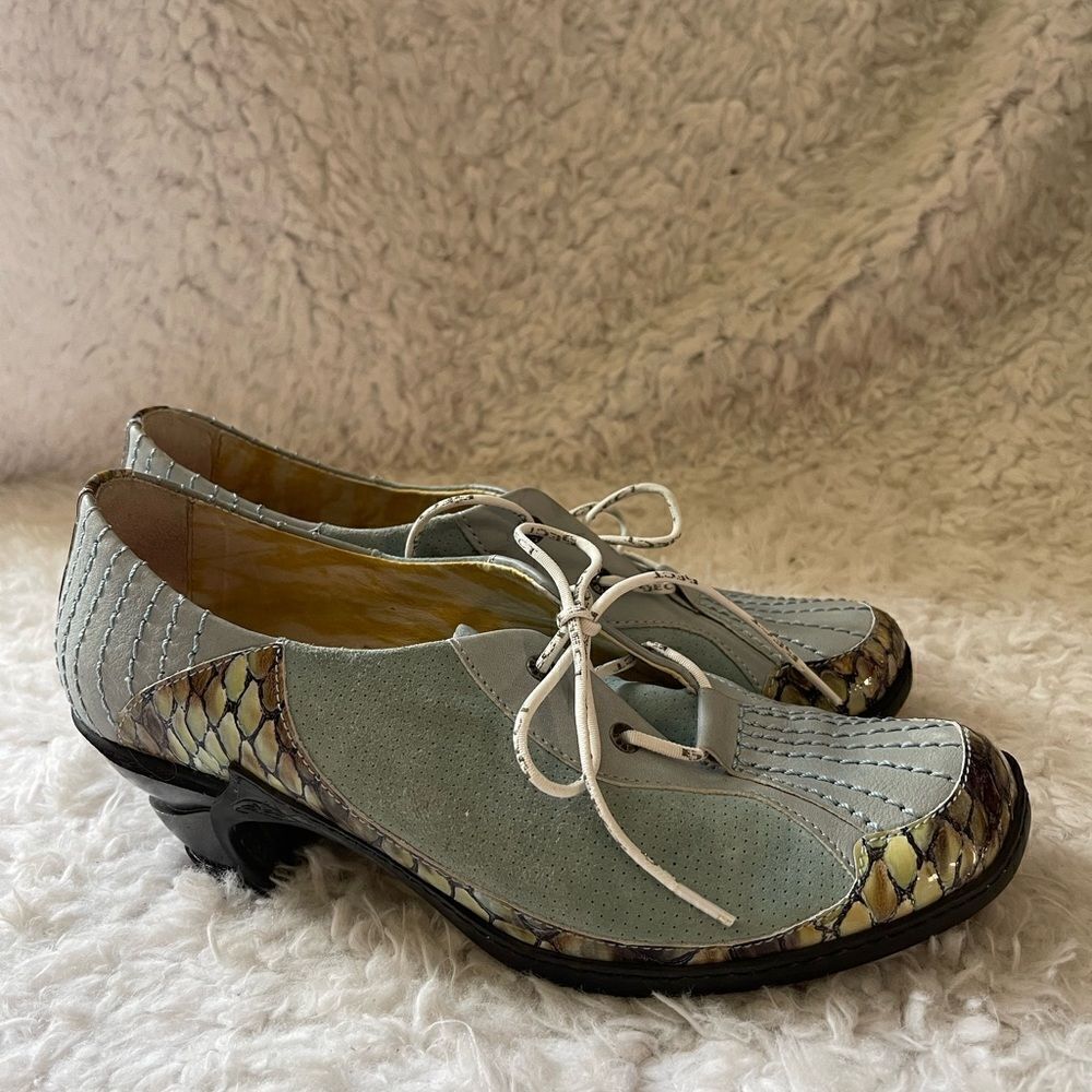 Eject leather&  suede blue lace shoes with patent reptile prints trim EUR SZ40